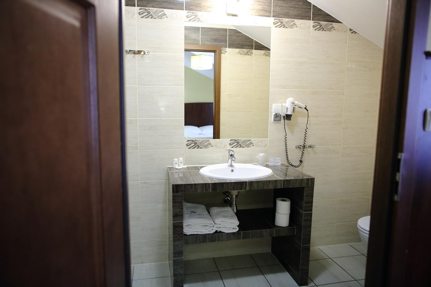 Hotel Kalchem Brzozie Екстериор снимка