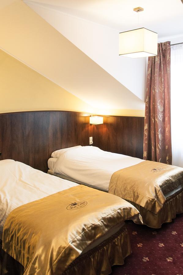 Hotel Kalchem Brzozie Екстериор снимка