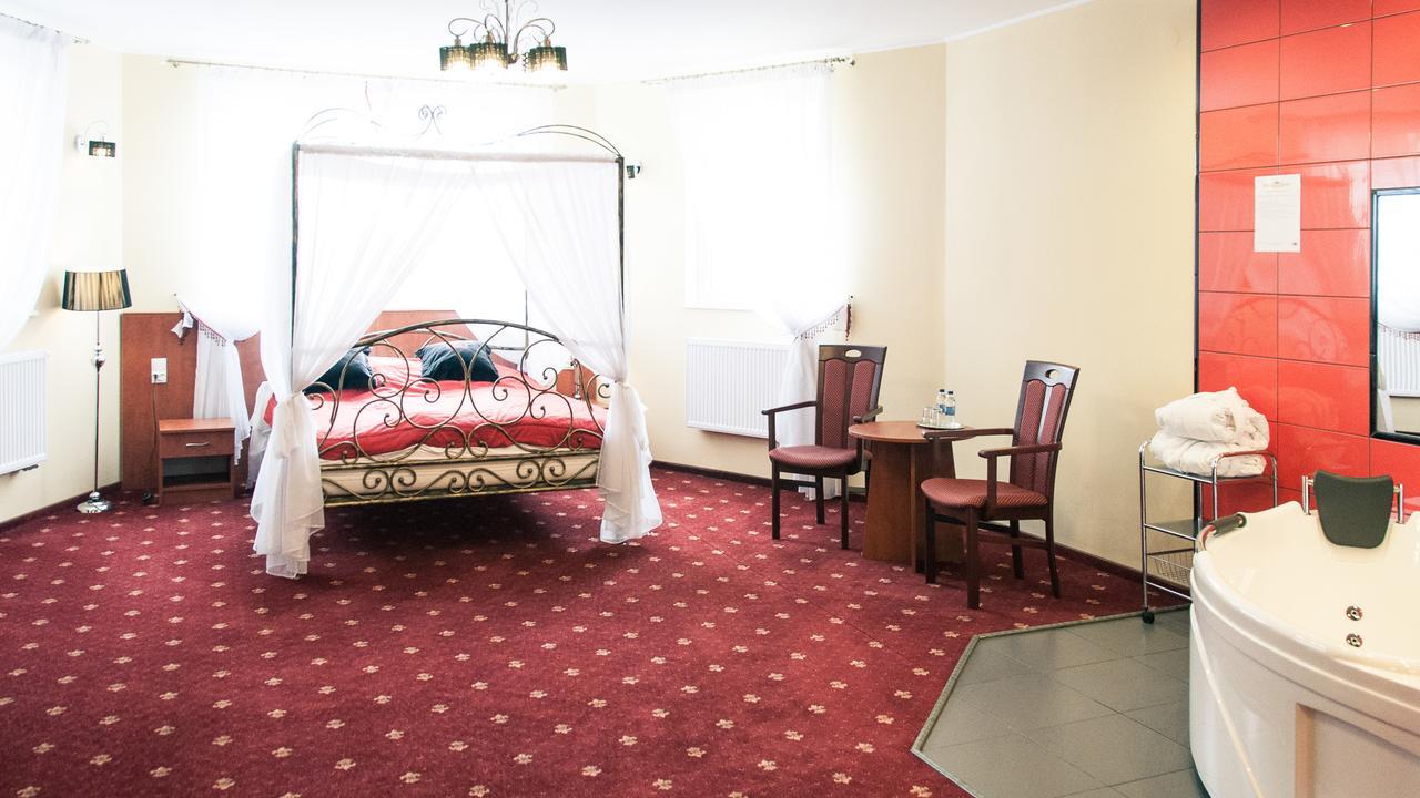 Hotel Kalchem Brzozie Екстериор снимка